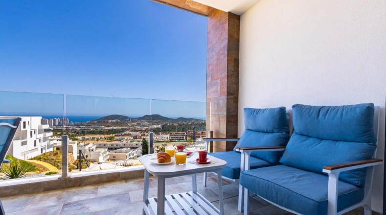 Dúplex con jardín en Finestrat