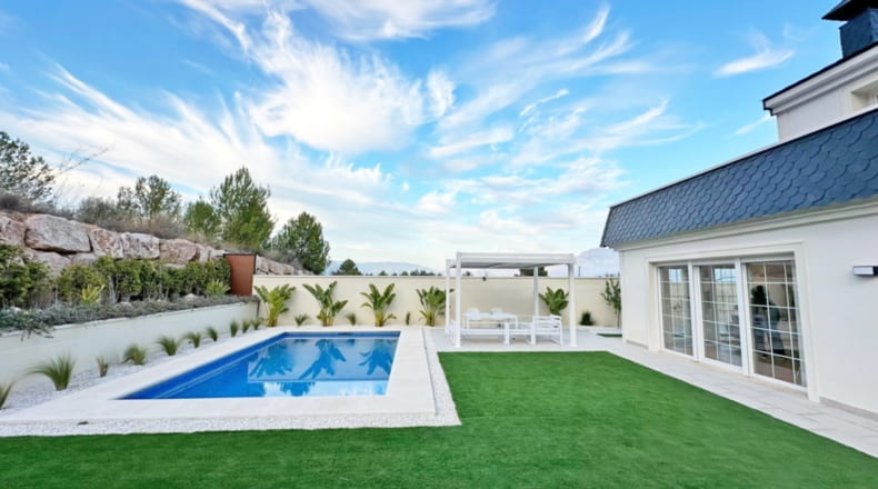 Encantador chalet independiente
