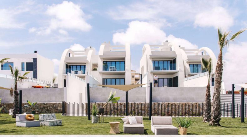LUXURY APARTMENTS OCEANIC